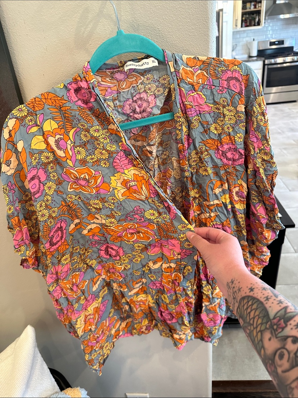 Floral V-Neck Cropped Open Cardigan in Gray with Pink & Orange Floral Print